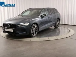 Mörkblå Begagnad 2022 Volvo V60 R-Design Kombi | 429 900 kr (Superpris)