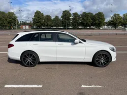 Vit Begagnad 2015 Mercedes C220 Kombi | 140 000 kr (Bra pris)