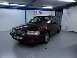 Mörkröd Begagnad 1999 Volvo S70 Sedan | 19 900 kr (Bra pris)
