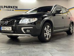 Svart Begagnad 2015 Volvo XC70 Momentum SUV | 169 900 kr (Dyr)