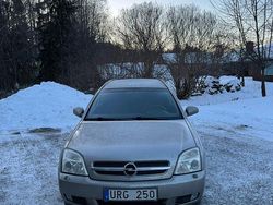 Begagnad 2004 Opel Vectra Kombi | 20 000 kr (Marknadspris)