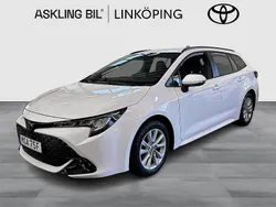 Vit Begagnad 2023 Toyota Corolla Active Kombi | 274 000 kr (Marknadspris)