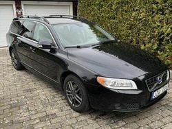 Svart Begagnad 2010 Volvo V70 Momentum Kombi | 42 500 kr (Marknadspris)