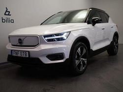 Vit Begagnad 2022 Volvo XC40 Plus SUV | 319 500 kr