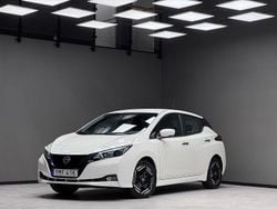 Vit Begagnad 2022 Nissan Leaf 360º Halvkombi | 189 900 kr (Marknadspris)