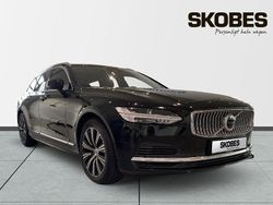 Svart Begagnad 2022 Volvo V90 Inscription Kombi | 309 900 kr (Marknadspris)