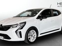 Vit (white) Begagnad 2024 Renault Clio V Evolution Halvkombi | 234 900 kr (Marknadspris)