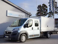 Ljusblå (blå) Begagnad 2016 Fiat Ducato Van | 239 000 kr
