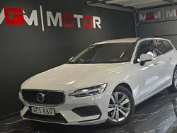 Vit Begagnad 2020 Volvo V60 Momentum Kombi | 209 000 kr (Marknadspris)