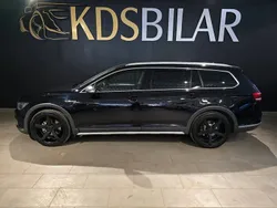 Svart Begagnad 2017 VW Passat Alltrack Kombi | 149 900 kr (Marknadspris)