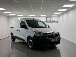 Vit (vit.) Begagnad 2022 Renault Kangoo Minibuss | 159 900 kr (Marknadspris)