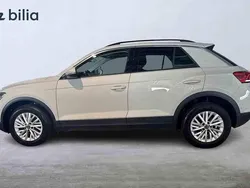 Grå Begagnad 2022 VW T-Roc SUV | 199 900 kr