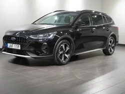 Svart (agate black metallic) Begagnad 2022 Ford Focus Active Kombi | 234 900 kr (Marknadspris)