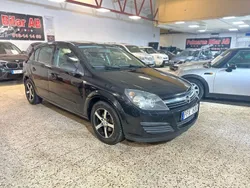 Svart Begagnad 2006 Opel Astra Halvkombi | 35 900 kr (Marknadspris)