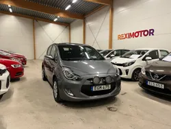 Grå Begagnad 2014 Hyundai ix20 Premium Minibuss | 74 900 kr (Marknadspris)