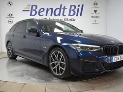 Blå Begagnad 2021 BMW 530e M Sport Kombi | 376 400 kr (Lite dyr)