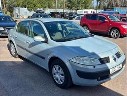 Grå Begagnad 2004 Renault Mégane II Sedan | 17 500 kr (Dyr)