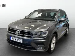Grå Begagnad 2019 VW Tiguan Executive SUV | 234 900 kr (Bra pris)