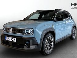 Blå (blue) Begagnad 2025 Renault 4 E-Tech Iconic SUV | 476 800 kr