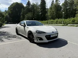 Vit Begagnad 2017 Subaru BRZ Sportkupé | 295 000 kr