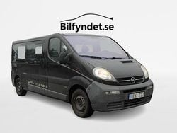Svart Begagnad 2003 Opel Vivaro Minibuss | 49 900 kr (Superpris)