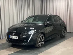 Svart Begagnad 2021 Peugeot e-208 GT Halvkombi | 184 800 kr (Marknadspris)