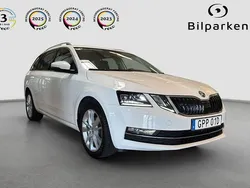 Vit Begagnad 2020 Skoda Octavia Style Kombi | 189 990 kr (Bra pris)