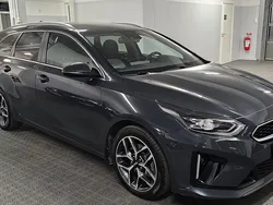 Grå Begagnad 2020 Kia Ceed Sportswagon GT-Line Kombi | 209 900 kr (Marknadspris)