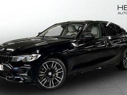 Svart (black) Begagnad 2019 BMW 330e Sport Line Sedan | 308 700 kr (Marknadspris)