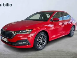 Röd Begagnad 2021 Skoda Octavia Halvkombi | 209 900 kr