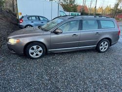 Begagnad 2010 Volvo V70 Momentum Kombi | 14 000 kr