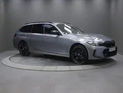 Grå Begagnad 2022 BMW 330e M Sport Kombi | 438 000 kr