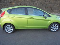 Grön Begagnad 2011 Ford Fiesta Titanium Halvkombi | 41 000 kr (Marknadspris)