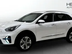 Vit (white) Begagnad 2022 Kia e-Niro Advance SUV | 269 900 kr (Marknadspris)