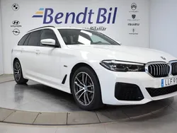 Vit Begagnad 2022 BMW 530e M Sport Kombi | 414 500 kr (Marknadspris)