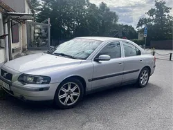 Grå Begagnad 2004 Volvo S60 Business Edition Sedan | 19 000 kr (Superpris)