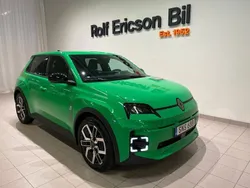 Grön Ny 2025 Renault R5 Techno Halvkombi | 407 800 kr (Marknadspris)