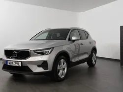 Silver Begagnad 2023 Volvo XC40 Core SUV | 354 800 kr (Bra pris)