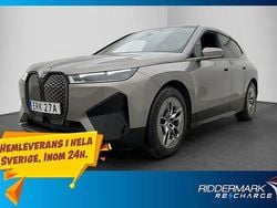 Grå Begagnad 2022 BMW iX Sport Line SUV | 454 900 kr (Marknadspris)