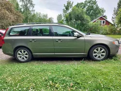 Grön Begagnad 2011 Volvo V70 Drive Kinetic Kombi | 55 000 kr (Bra pris)