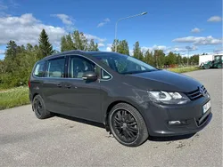 Grå Begagnad 2012 VW Sharan Minibuss | 89 000 kr (Marknadspris)