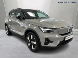 Grå Begagnad 2024 Volvo XC40 Plus SUV | 499 500 kr (Dyr)