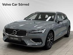 Grå Begagnad 2024 Volvo V60 Plus Kombi | 474 900 kr (Marknadspris)