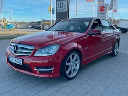 Röd Begagnad 2012 Mercedes C350 Avantgarde Sedan | 139 000 kr
