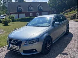 Grå Begagnad 2011 Audi A4 Kombi | 60 000 kr (Marknadspris)