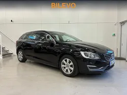 Svart Begagnad 2013 Volvo V60 Momentum Kombi | 177 900 kr (Marknadspris)
