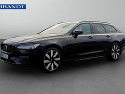 Grå Begagnad 2025 Volvo V90 Plus Kombi | 499 900 kr