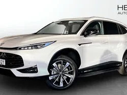 Vit (white) Ny 2024 MG HS Luxury SUV | 419 900 kr (Bra pris)