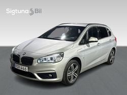 Silver Begagnad 2017 BMW 225 Active Tourer Sport Line Minibuss | 169 900 kr (Bra pris)