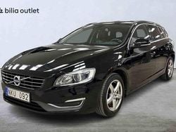 Svart Begagnad 2013 Volvo V60 Momentum Kombi | 99 000 kr (Marknadspris)